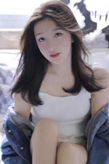 小莹客厅激情全部阅读
